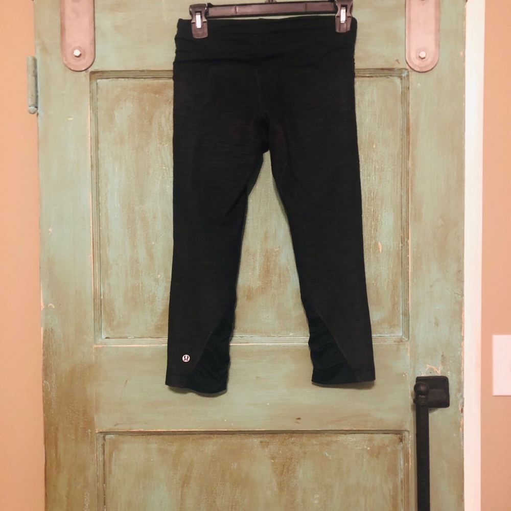 Lululemon size 2